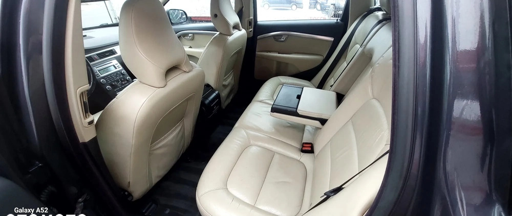 Volvo V70 cena 22900 przebieg: 235800, rok produkcji 2008 z Płońsk małe 436